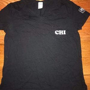 Victoria’s Secret Pink Chicago campus tee